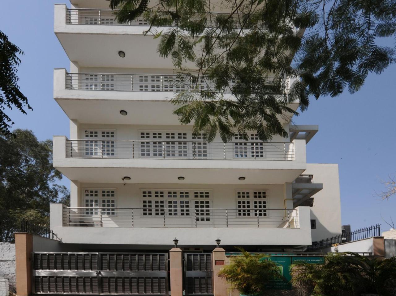 Hotel Mehra Residency At The Airport à New Delhi Extérieur photo