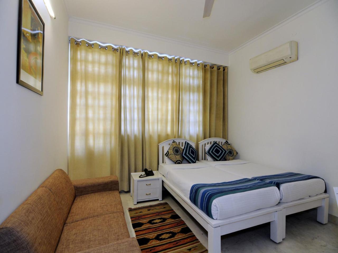 Hotel Mehra Residency At The Airport à New Delhi Extérieur photo