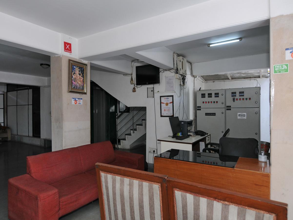 Hotel Mehra Residency At The Airport à New Delhi Extérieur photo